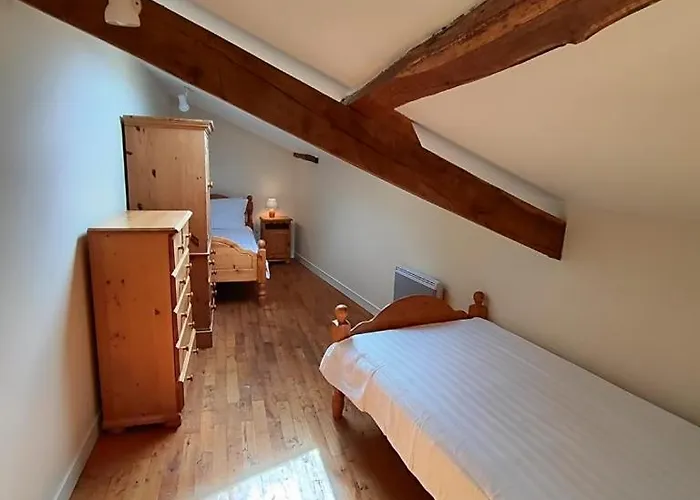 בית נופש Limort Clussais-la-Pommeraie